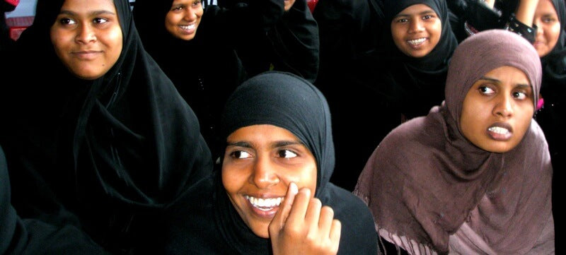 Handarbeitsmaterial zur Ausbildung einer jungen Frau in Indien