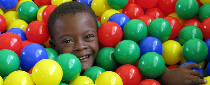 20 minutes of physiotherapy for a child with disabilities in Haiti