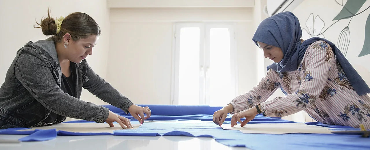 8 minutes of vocational training for refugee women in Turkey