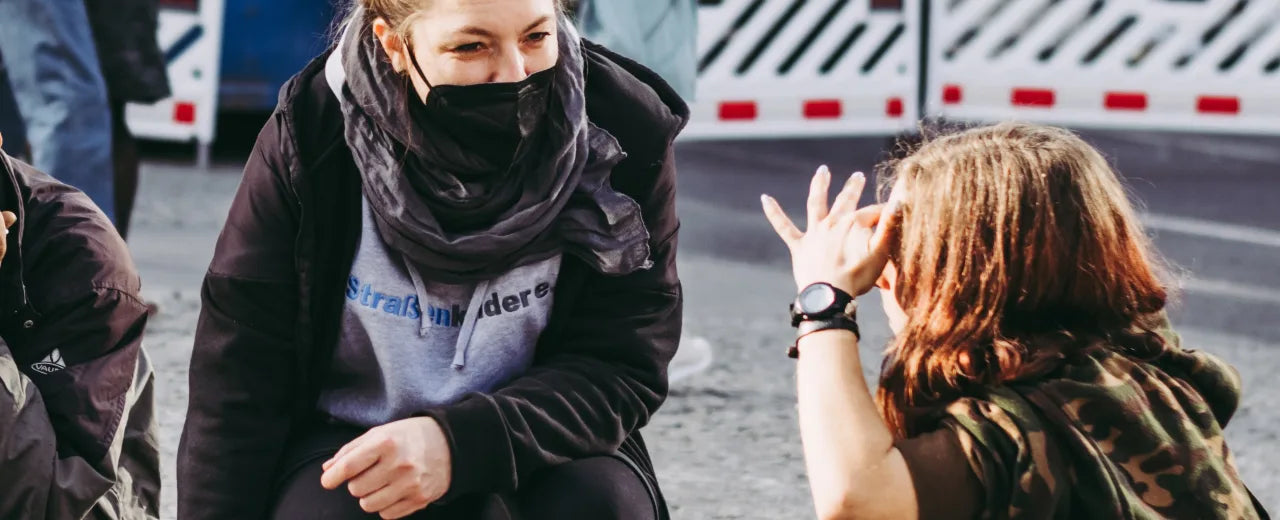 2 Min. Beratung, um obdachlose Kids von Berlins Straßen zu holen