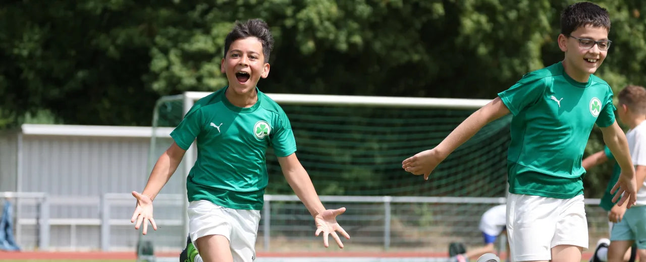 9 Minuten Sprach- und Fußballtraining für ein Kind in Deutschland